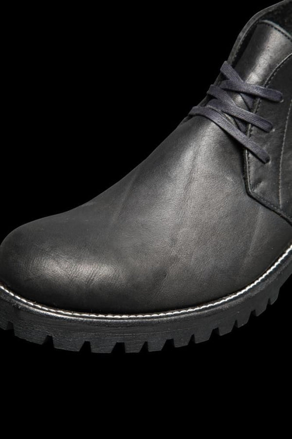 JP SHOULDER GARMENT-DYED CHUKKA BOOTS