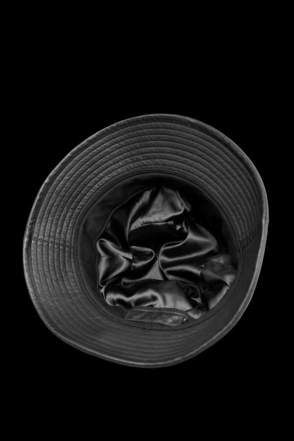 MONOCHROME LUXURY STEER BUCKET HAT