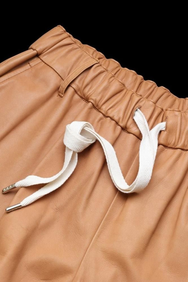 MONOCHROME LUXURY STEER EASY PANTS