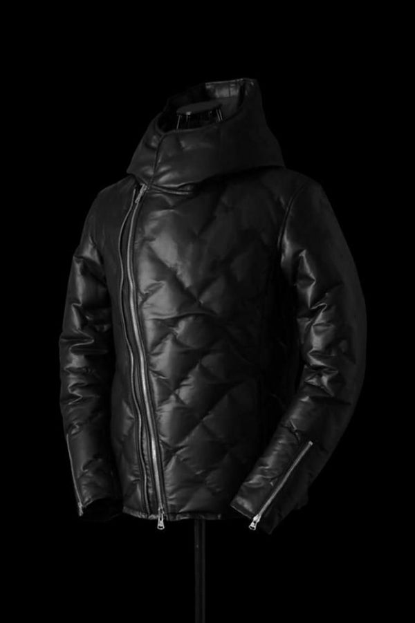 JAPAN STEER 0.6mm STITCH “POLISH WHITE GOOSE DOWN HOODED BLOUSON W