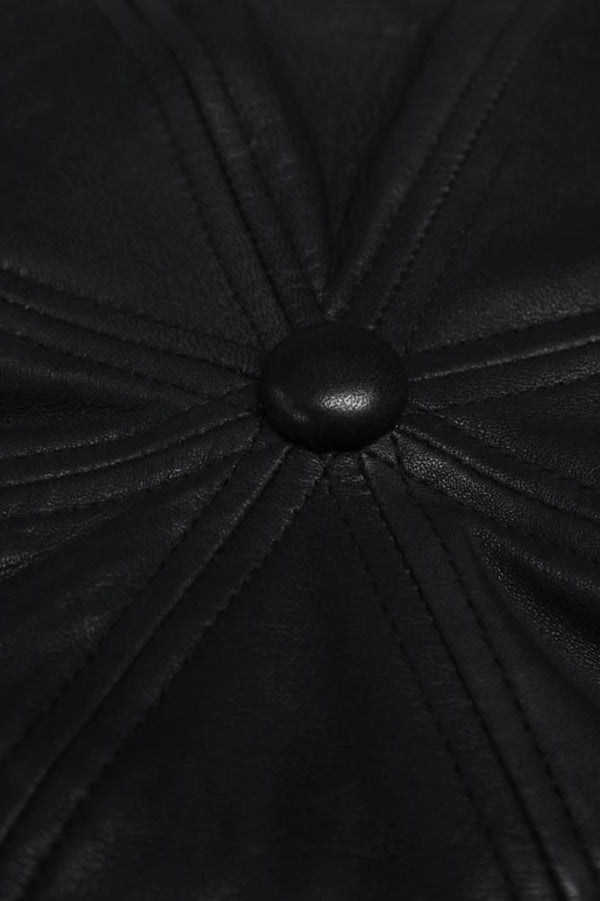 MONOCHROME LUXURY STEER CASQUETTE