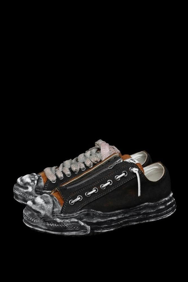 XX Maison MIHARA YASUHIRO “HANK” OG SOLE STEER SUEDE GARMENT-DYED LOW-TOP SNEAKER