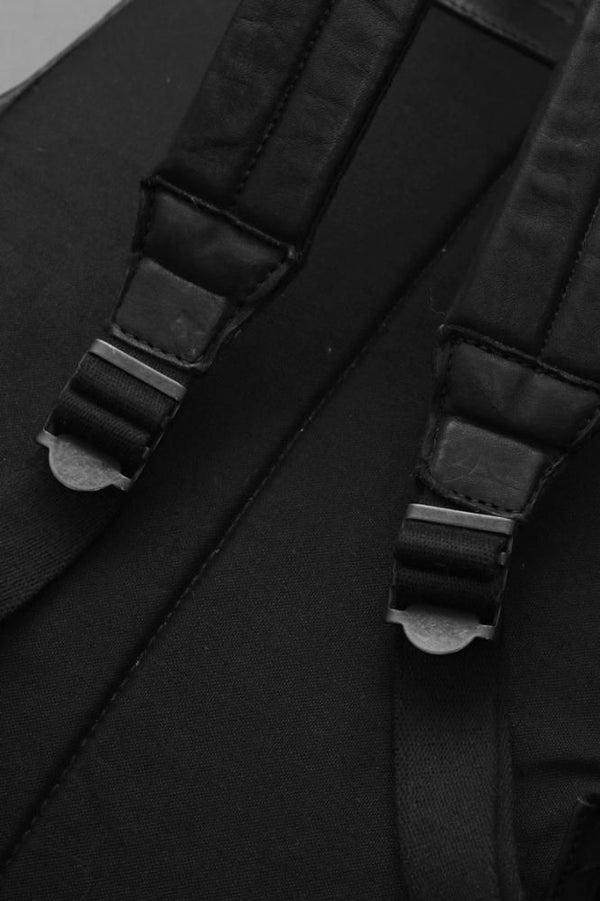 DOUBLE SHOULDER GARMENT-DYED MILITARY FLAP DAYPACK