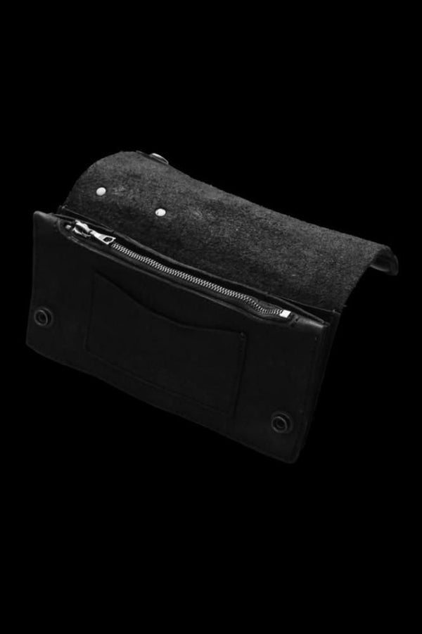 JP SHOULDER GARMENT-DYED TRUCKER WALLET