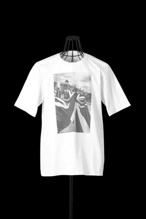 xx FIXER ×HERBIE YAMAGUCHI DANCING FLAG LONDON PHOTO PRINT T-SHIRT