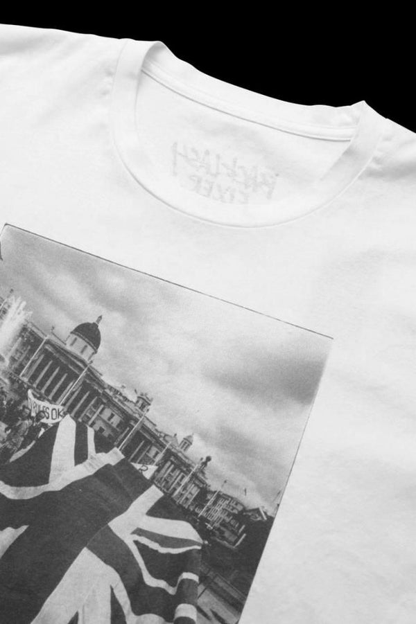 xx FIXER ×HERBIE YAMAGUCHI DANCING FLAG LONDON PHOTO PRINT T-SHIRT