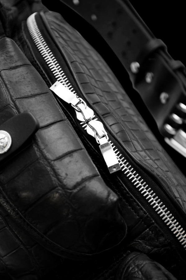 THE LINE CROCODILE 3PIN-BELT SHOULDER BAG